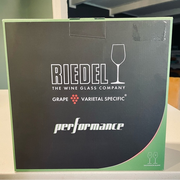 Ships tomorrow! Reidel Performance Wine 2-Piece Sauvignon Blanc Wine Glass Set - Picture 1 of 1